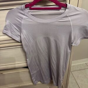 Lululemon size 4 shirt
